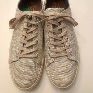 TOM Lace-up Sneakers